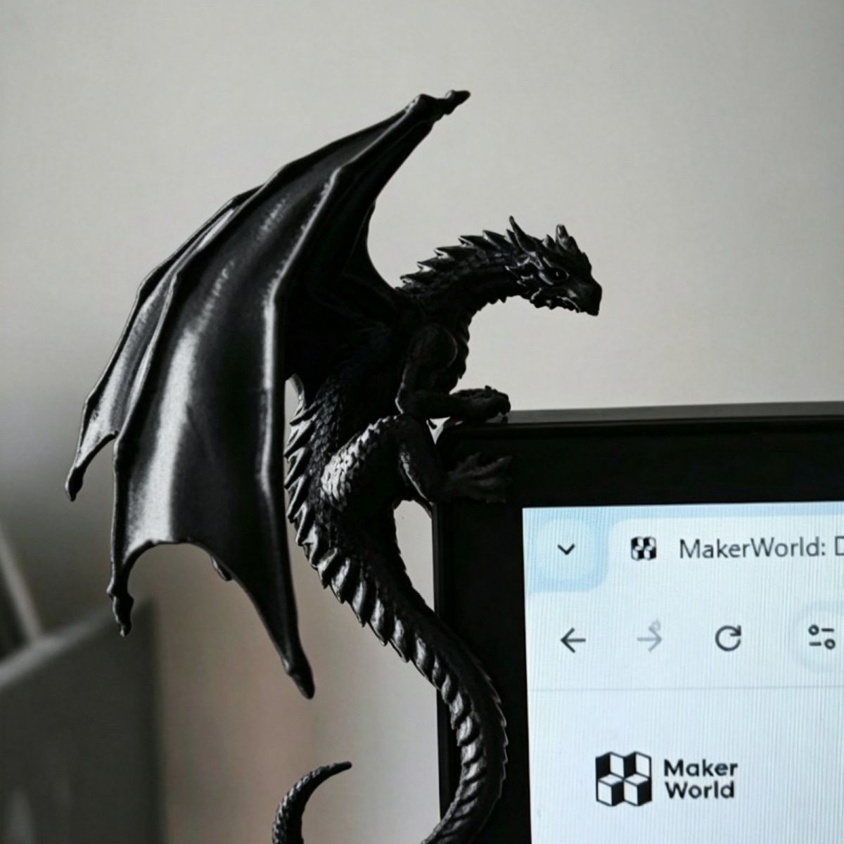 Cool Dragon Lying Figure Monit - Gaming Accessories Monitor 评论和价格